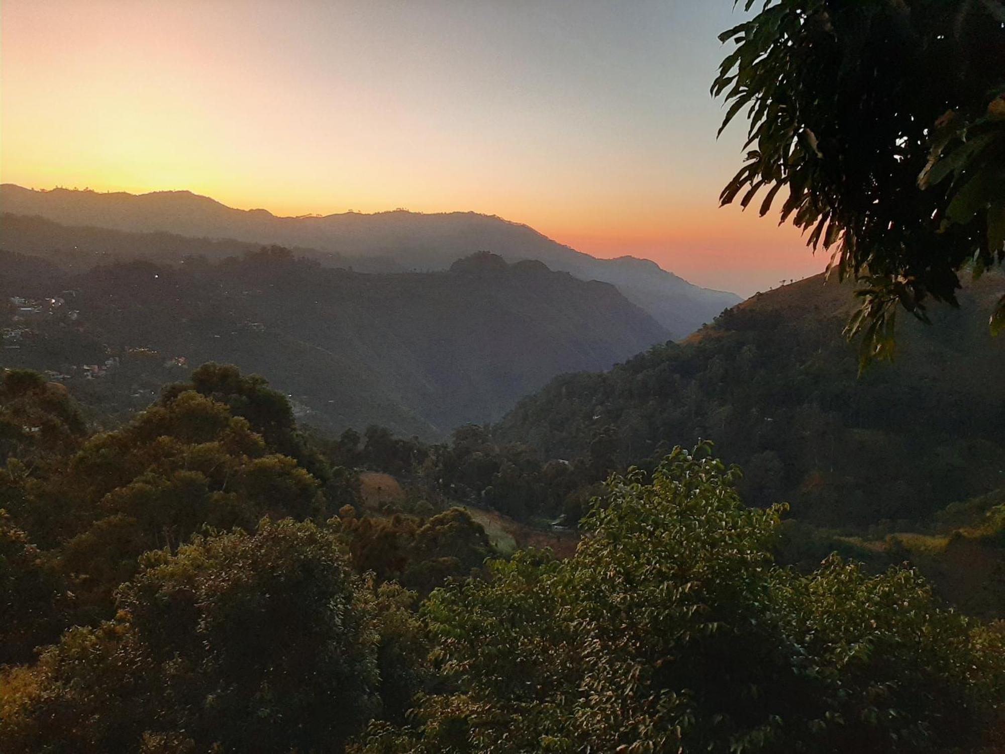 Glorious Nature Inn Элла Экстерьер фото